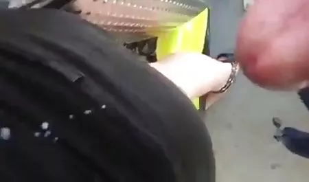 مقعد عکس زن دوجنسه سکسی سخت با یک کلبه